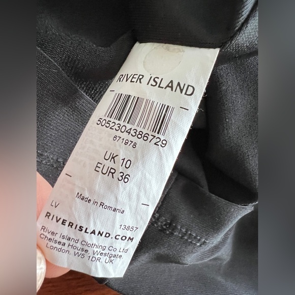 River Island Stunning Evening black gown with gold accents size 6 - Picture 11 of 16